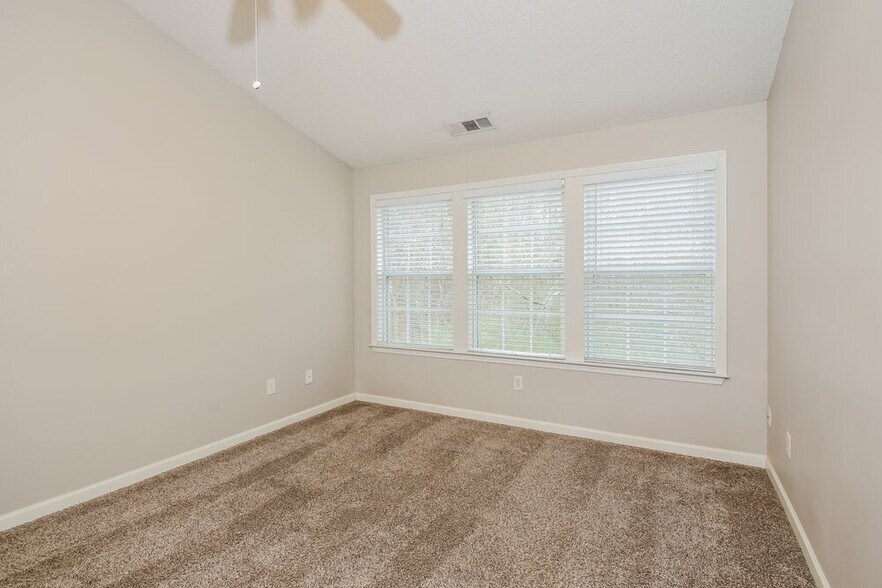 Building Photo - 1302 Timuquana Trail