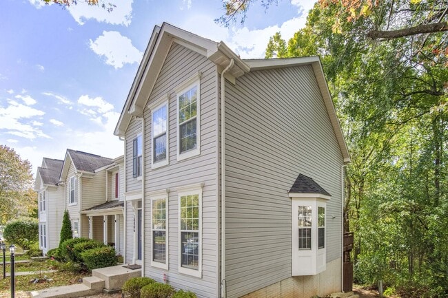 Building Photo - 18806 Harmony Woods Ln