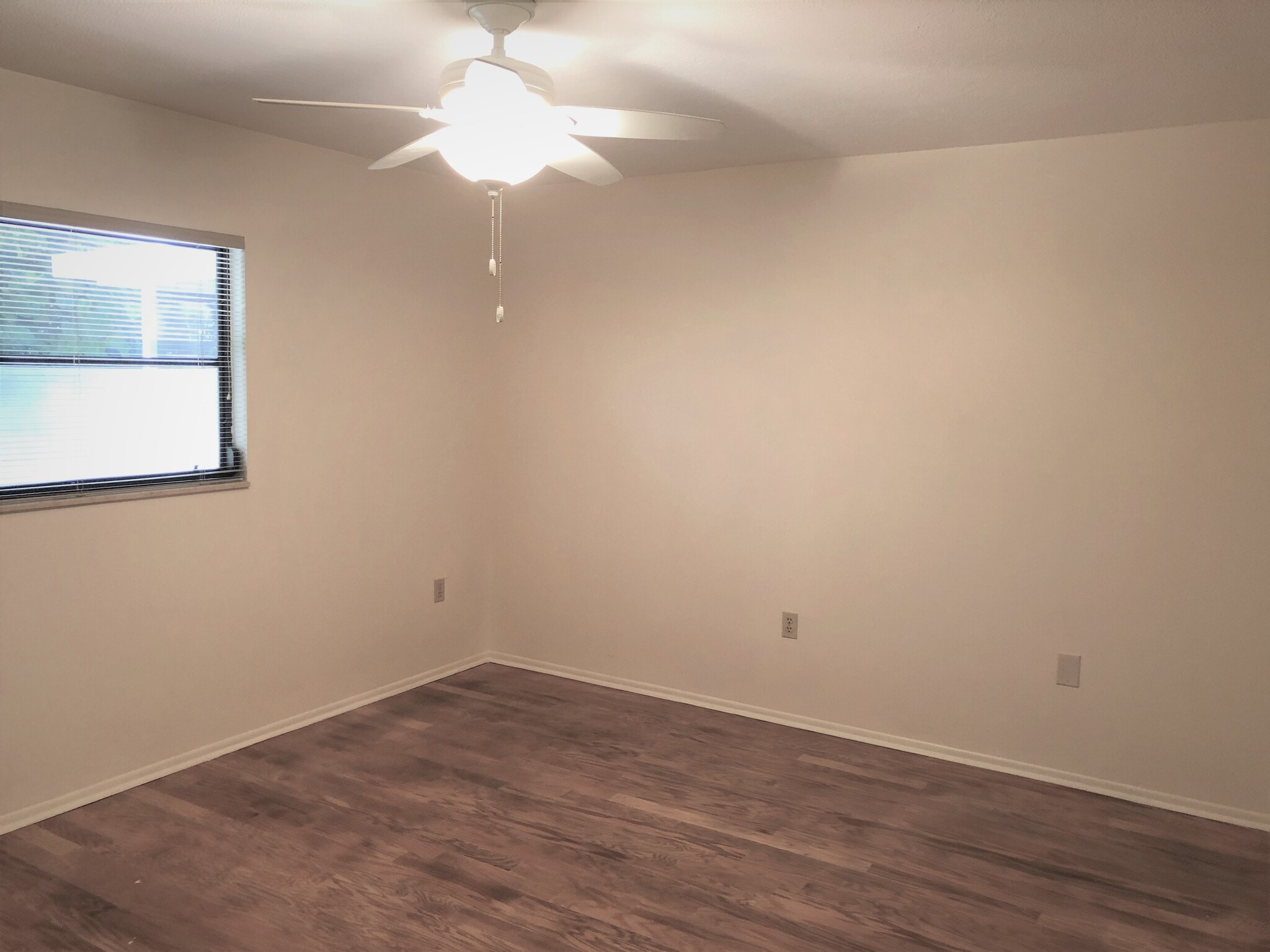 Building Photo - 2387 Datura St