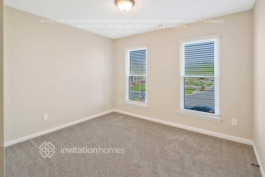 Building Photo - 1845 Jeffrey Bryan Dr