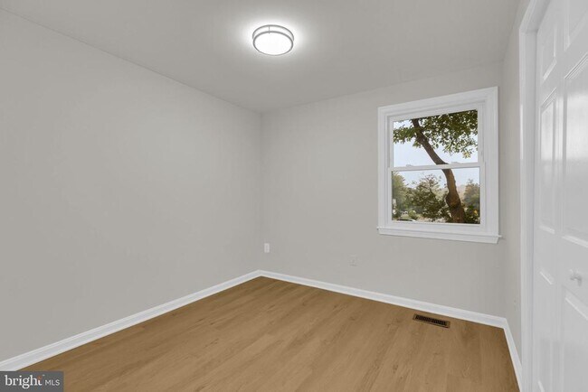 Building Photo - 3046 Talking Rock Dr