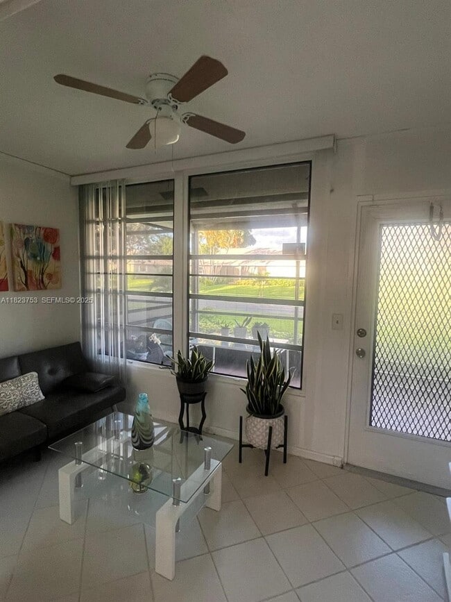 Building Photo - 18906 Schooner Dr