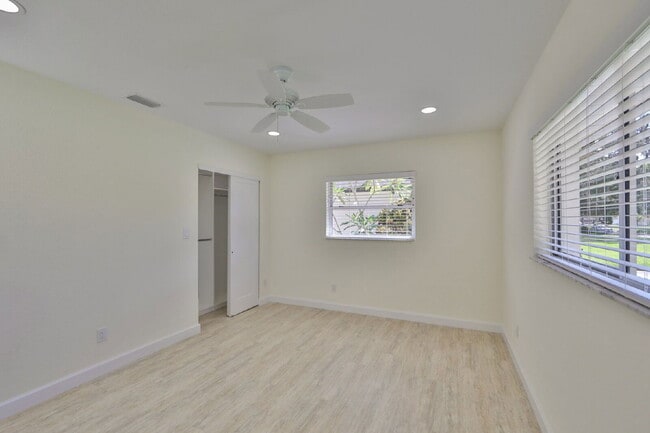 Building Photo - 5941 4th Ave N