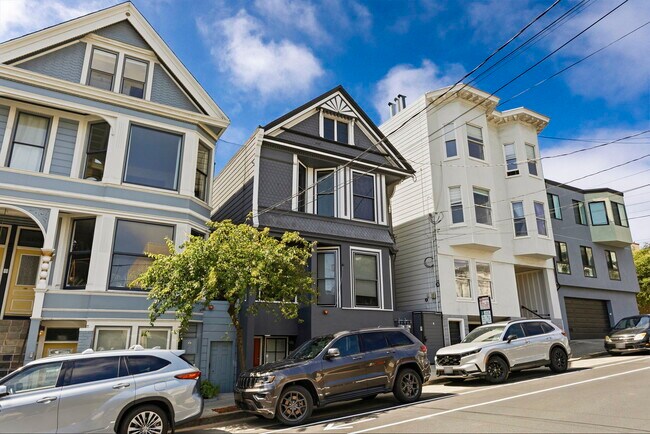 Building Photo - 2581 Post St