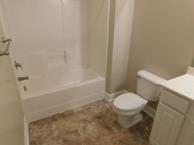 Building Photo - Location, Location, Location!!