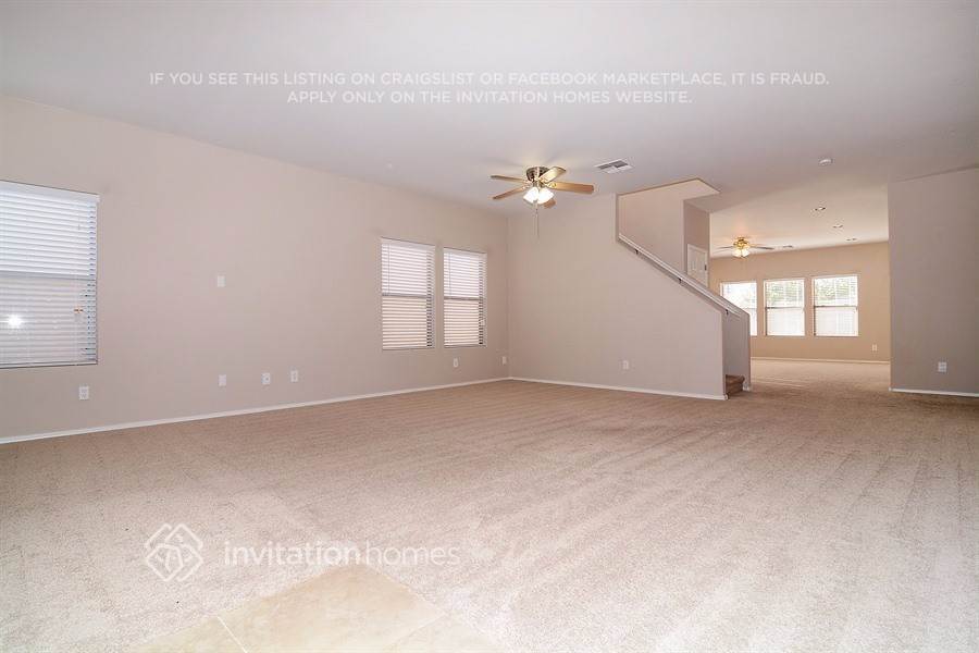 Building Photo - 18553 W Mariposa Dr