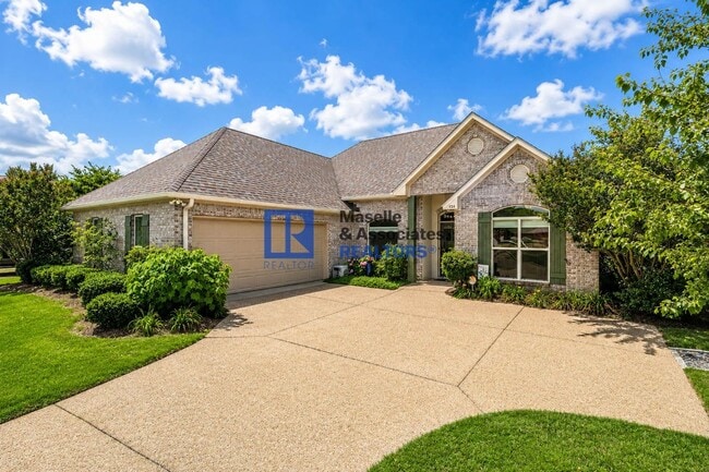 Building Photo - 3 Bed / 2 Bath Home on the Water in Ashbrooke