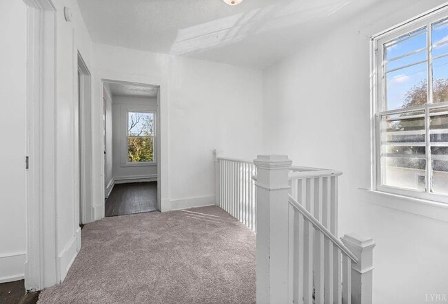 Building Photo - 620 Berryman Ave