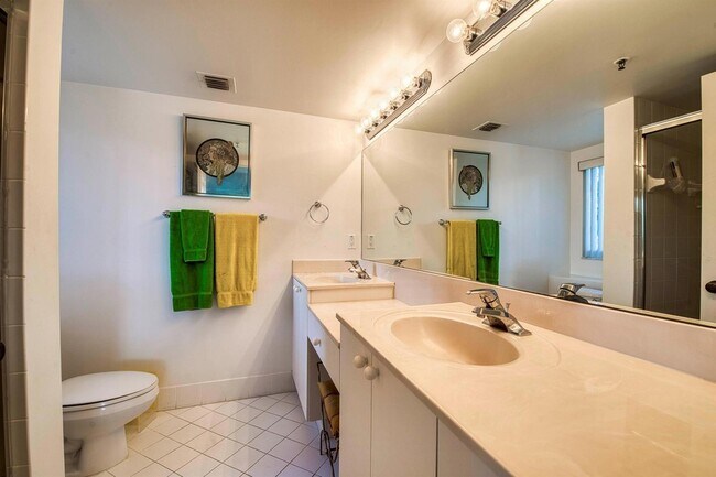 Building Photo - 12547 Imperial Isle Dr