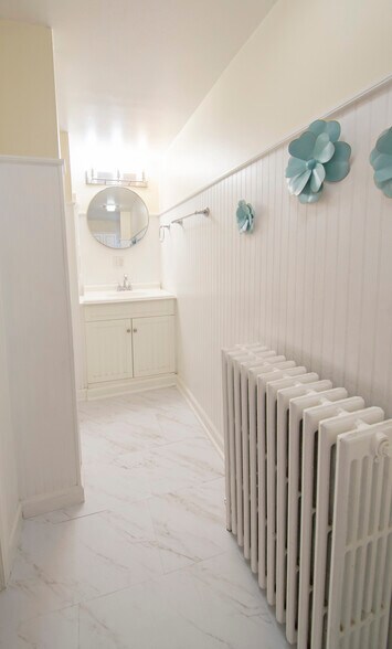 Bathroom 2 - brand new vinyl plank flooring - 47 Pitkin St