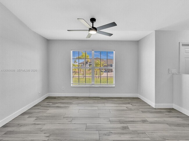 Building Photo - 2022 NW 9th Terrace