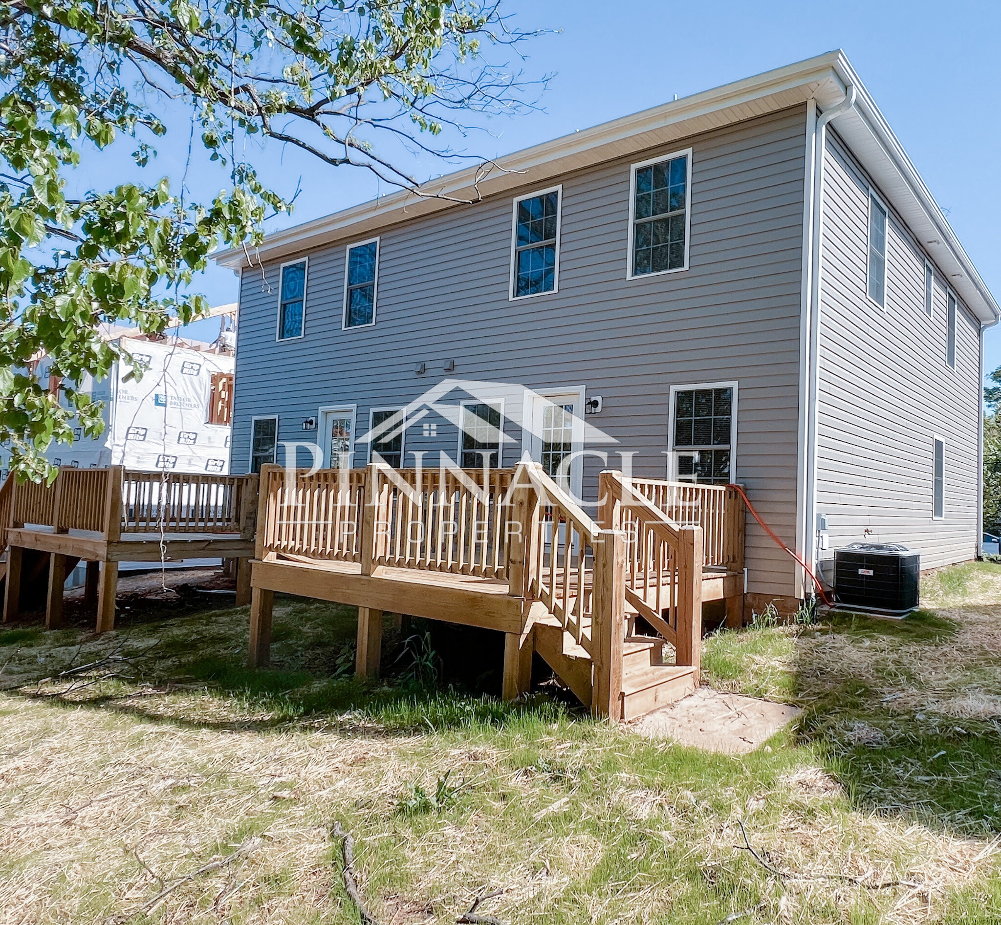 Building Photo - 2325 Tazewell Ave