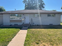 Building Photo - 2528 14th Ave Ct