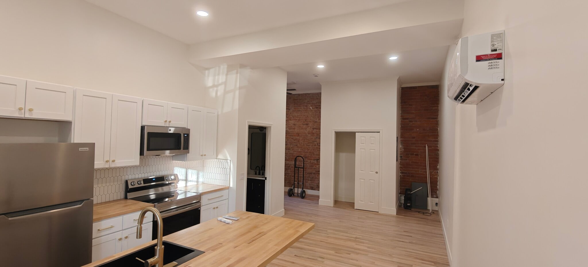 Building Photo - 4204 Williamson Pl