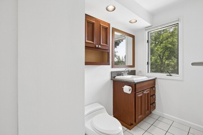 Building Photo - 33575 N Lake Shore Dr