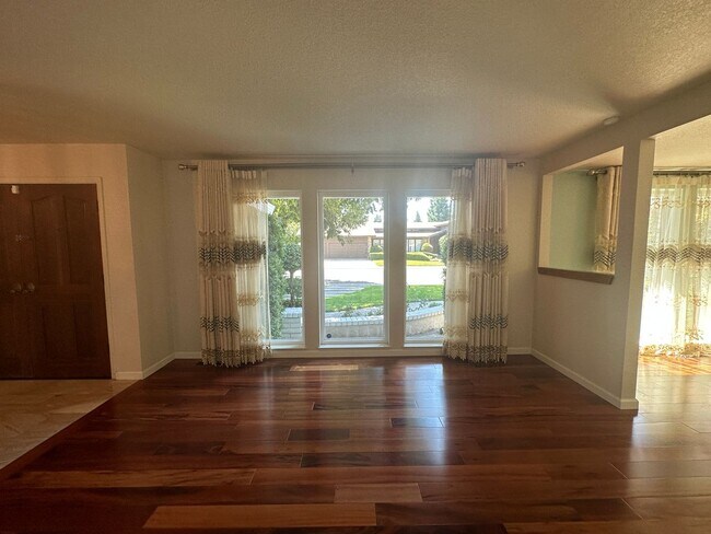 Building Photo - 2601 Bardolino Ln