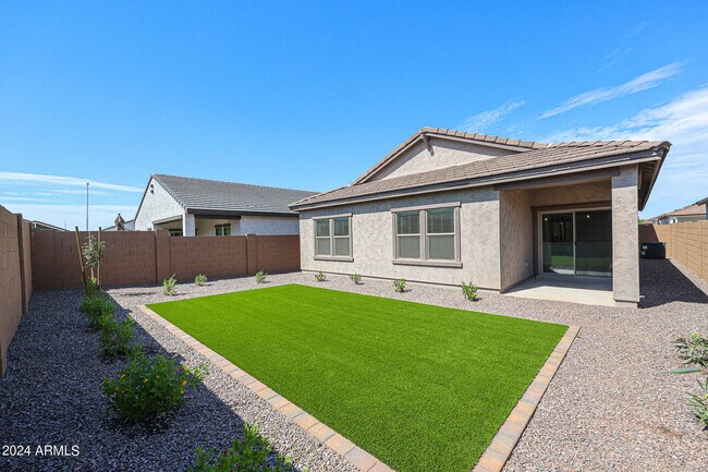 Building Photo - 7811 N 79th Dr