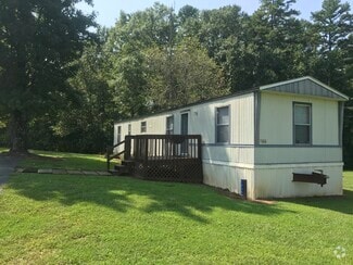 Building Photo - 1435 Amity Rd
