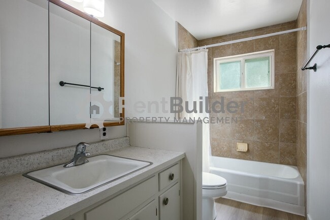 Building Photo - CALL US TODAY AT (505) 808-6467 TO SCHEDUL...