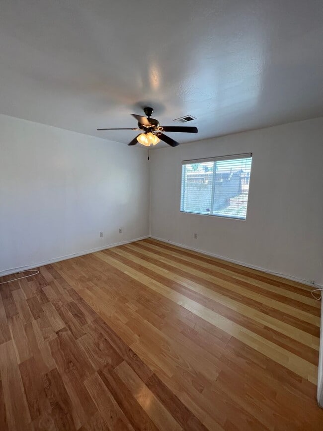 Building Photo - 1516 Hadar Rd