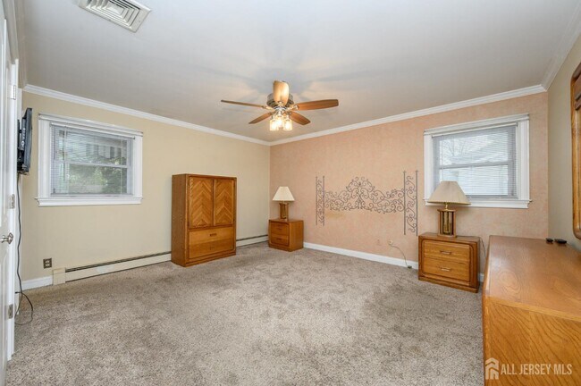 Building Photo - 496 Ragland Dr