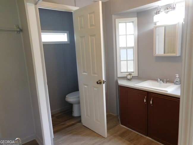 Building Photo - 416 Blueberry Ct