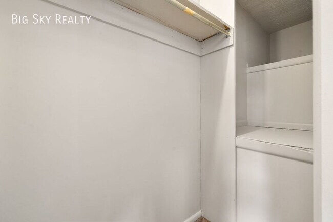 Building Photo - 110 North St