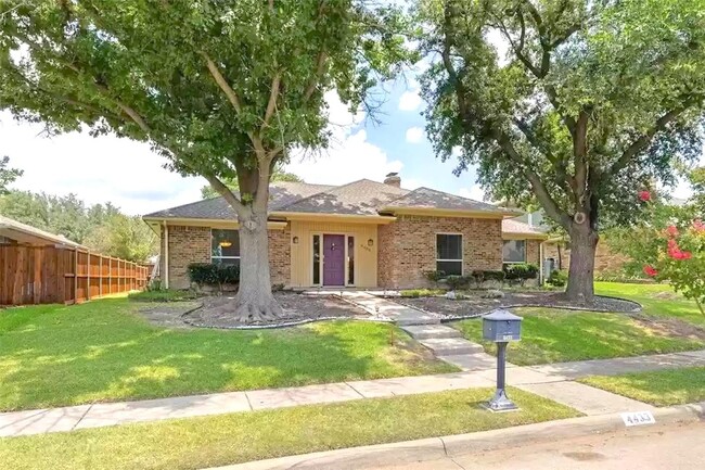 Building Photo - Upscale West Plano home with great outdoor...