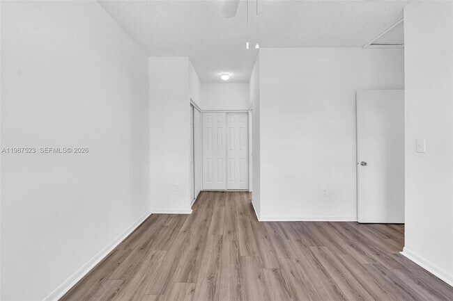 Building Photo - 1701 NW 96th Terrace