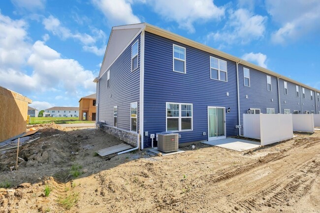 Building Photo - 6302 Marinelli Dr N