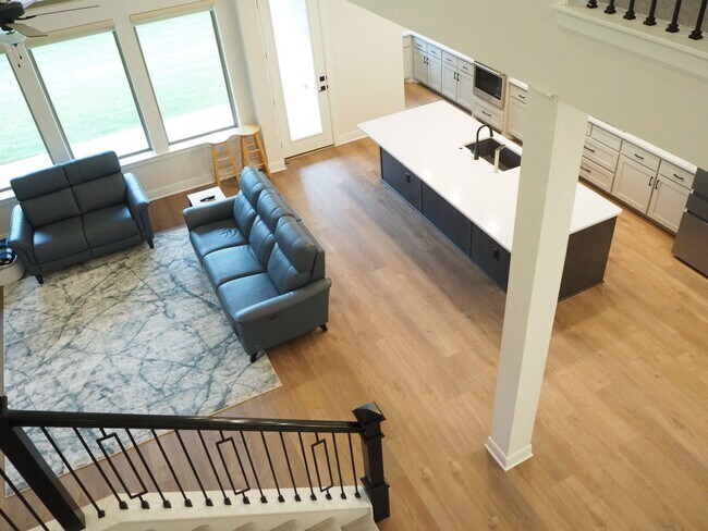 Building Photo - 4 Bed 4.5 Bath in Argyle