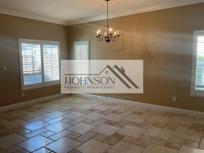 Building Photo - 2676 Daisy Ln
