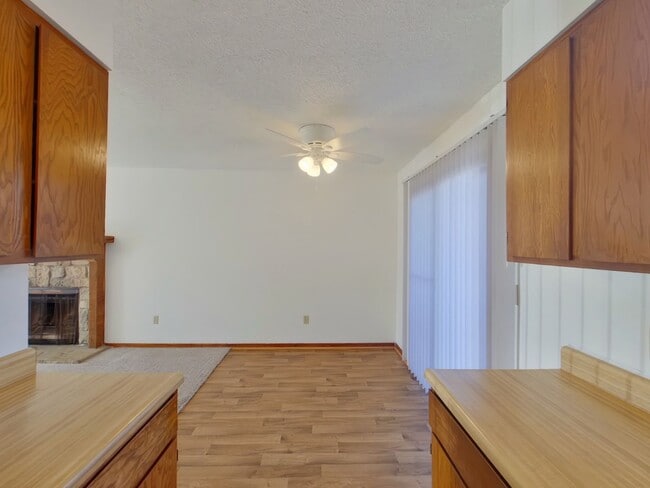 Building Photo - 3959 N Garland Cir