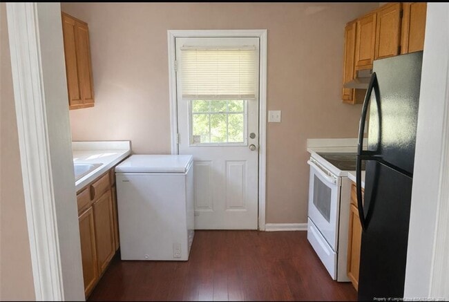 Building Photo - 329 Abbottswood Dr