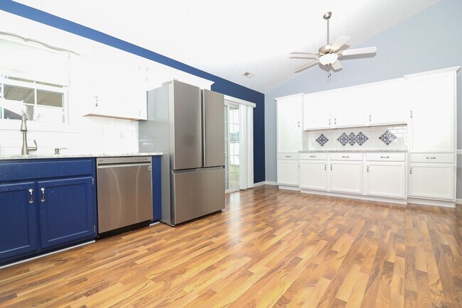 Building Photo - 106 Ethan Ct