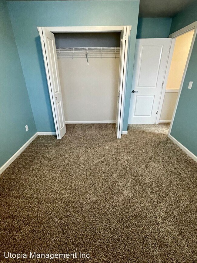 Building Photo - 3 br, 2.5 bath House - 353 Holland Ave.