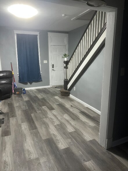 Building Photo - 2311 W Lexington St