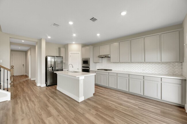 Building Photo - 3308 Bristol Motor Pass