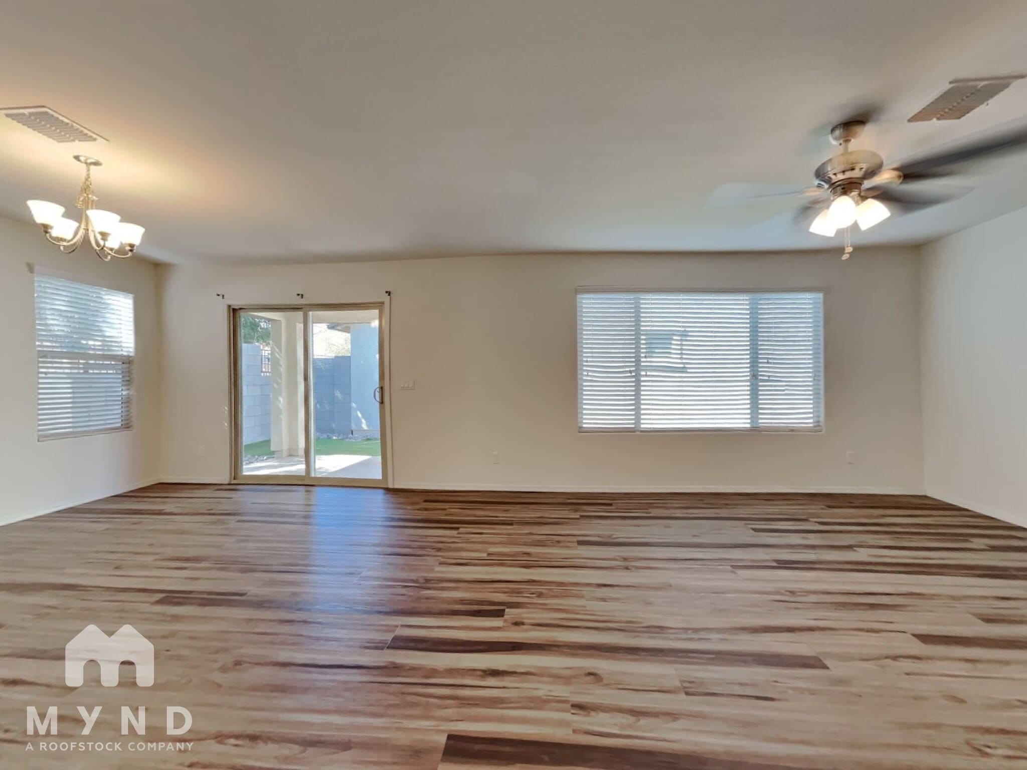 Building Photo - 11678 N 166th Dr