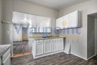 Building Photo - 19 Vandenberg Pl SE