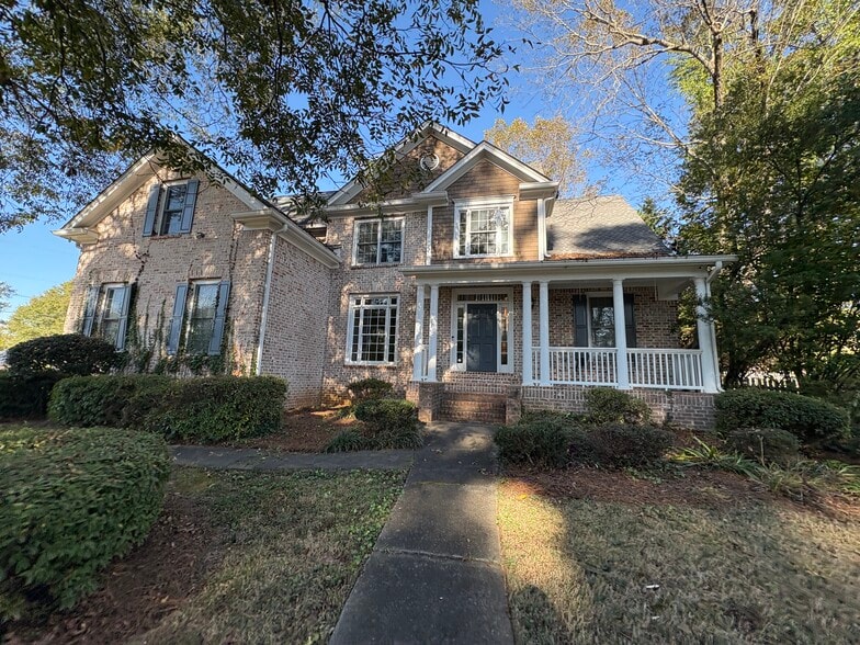 Primary Photo - 1736 Brockett Rd