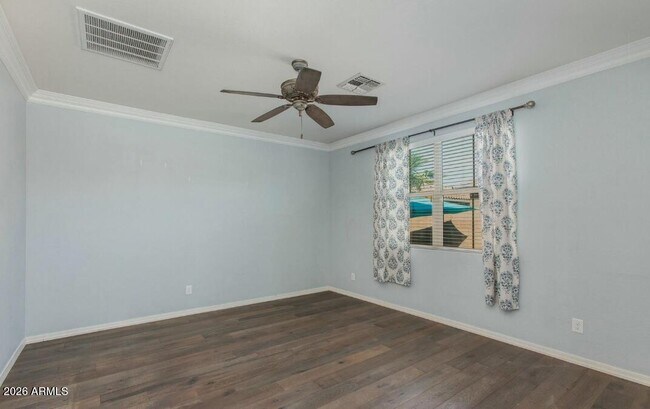 Building Photo - 287 N Jesse St