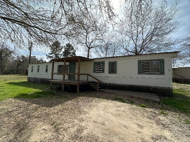 Building Photo - 85 Young Rd