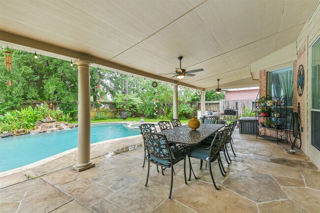 Building Photo - 20319 Umber Oak Ct