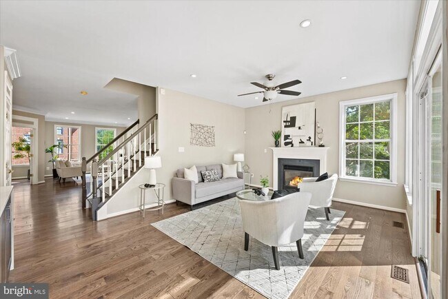 Building Photo - 13438 Burrough Farm Dr