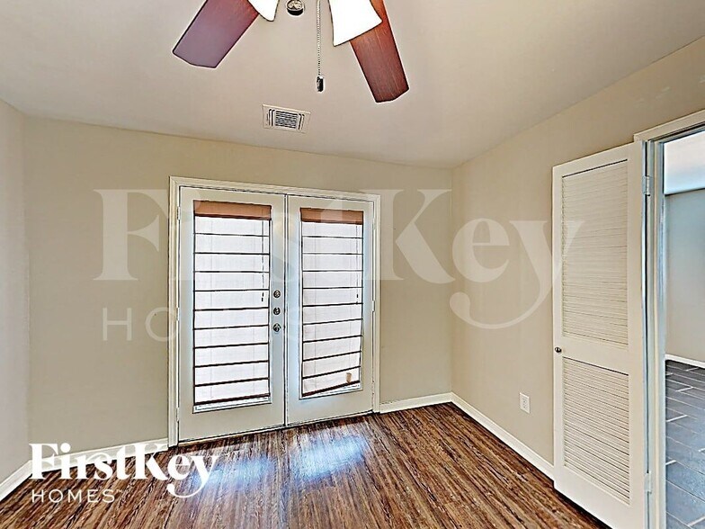 Building Photo - 7451 Tunbury Ln