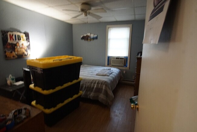 Building Photo - 29 Garfield Ave