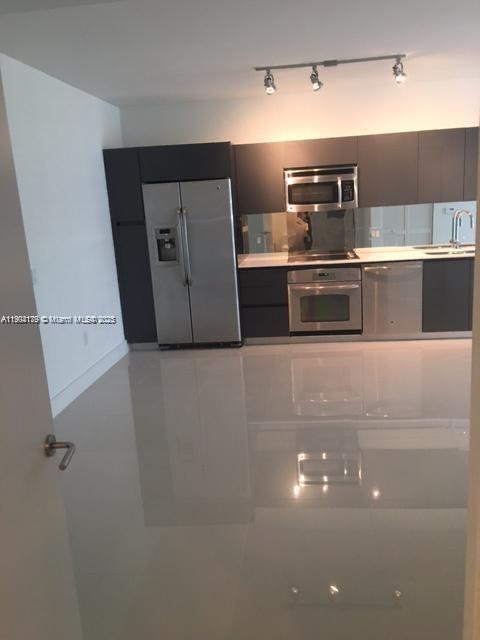 Building Photo - 31 SE 6th St