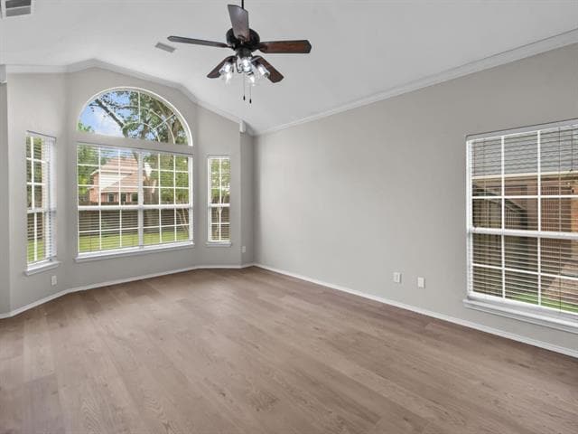 Building Photo - 2421 Kittyhawk Dr