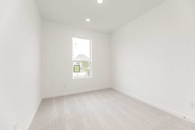 Building Photo - 31726 Wild Mdw Dr